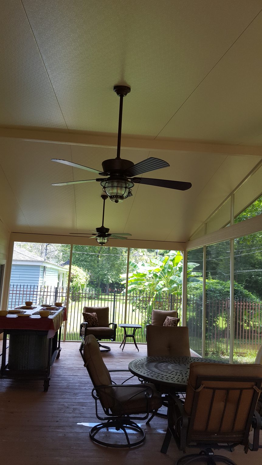 Screened in Covered Patio in San Antonio